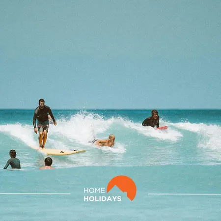 #208 Families Only - Tranquility House By Holidays בית נופש